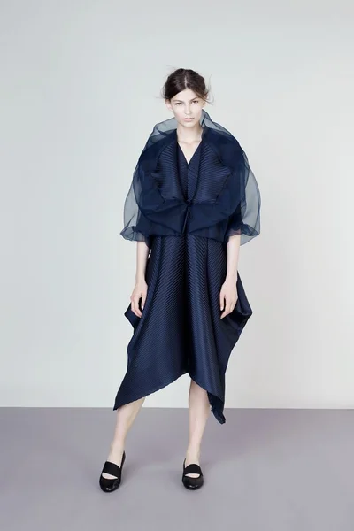 Look 2